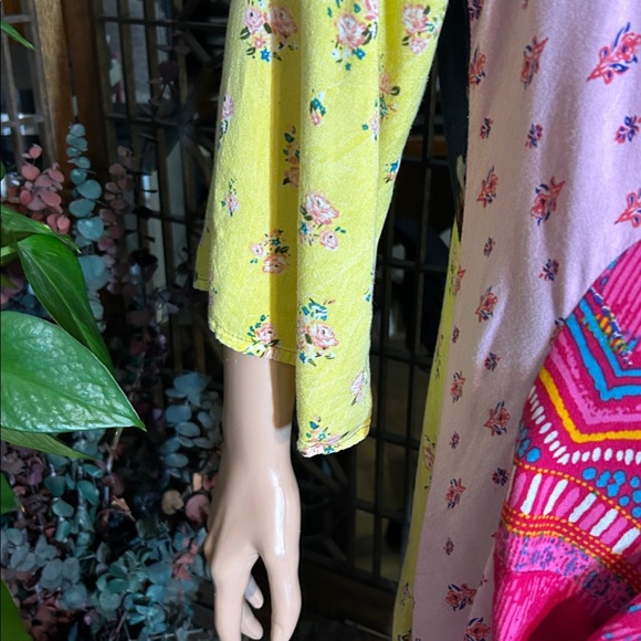 SACRED THREADS TOP L/XL - Picture 7 of 15